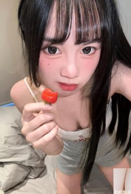 超辣美少女「小鹿」解放誘人身材 大飽眼福 (10P)