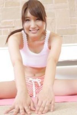 性感亞洲女孩 在狂野性愛后展示充滿皺褶的陰部 (13P)