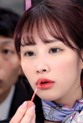 futabasaa：一位美容顧問在化妝品地板上，她停下來陪伴妻子，她厚實的豐滿嘴唇lur著…（20p）