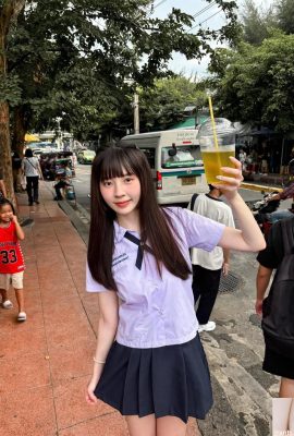 「黃琳媛」柔滑的肌膚 散發著青春的氣息 (10P)