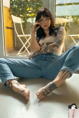 [Suicide Girls] 7月6日，2025年 –  Zzef  – 餘輝 [48P]