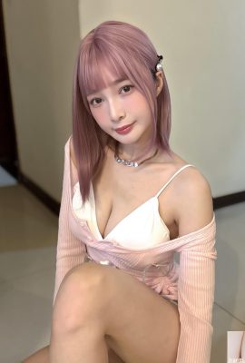 「曉嫭」白嫩雪乳鮮嫩欲垂 滿滿誘惑無法抗拒 (10P)