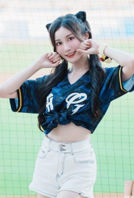 「Tiffany鄔語葶」性感修長美身材 成為全場注目焦點 (10P)
