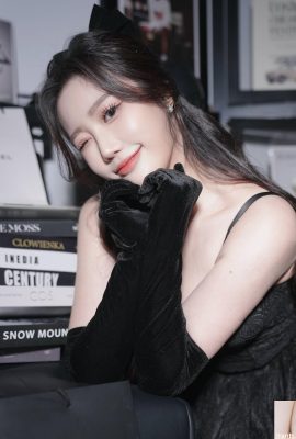 「Ariel C.」完美的胸型 讓人無法抗拒的魅力 (10P)