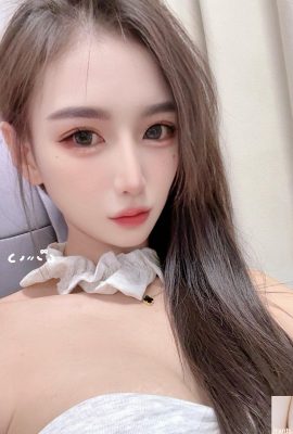 「蔡米奇」精緻美顏+完美身形成為視覺焦點 (10P)