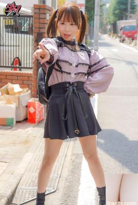 阿瑪瓦·里里卡（Amawa Ririka）：我最好的朋友的變態妹妹的眼睛閃閃發光，她的陰莖和暨上戴著​​貞操皮帶