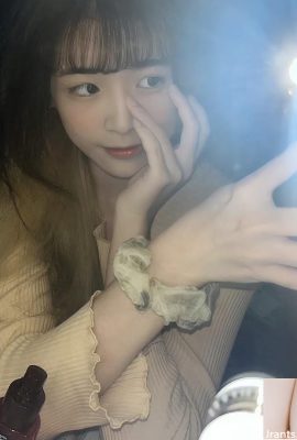 「Hina」纖細小蠻腰 勾勒出致命的性感弧度 (10P)