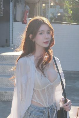 氣質美女「Zoey Zhang」優雅、曲線好兇 越看越惹火 (10P)