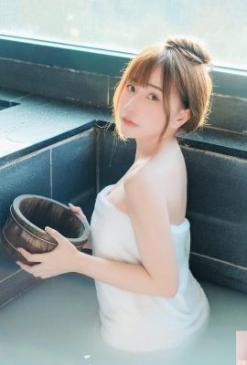 氣質女孩「33」自然不做作的美 令人無法移開目光 (10P)