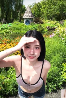 「Zhen禎」深溝乍現 視覺衝擊滿分 (10P)