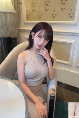 「倩倩」渾圓美乳想摷擋不住一看就上火 (10P)