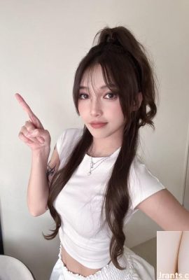 「哈耿」絕頂顏值加上白嫩肉體 讓人想入非非 (10P)