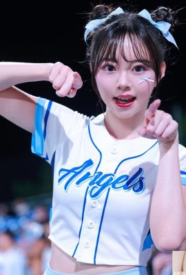 「貝兒」氣質妹胸型又大又圓 照片怎麼都香香 (10P)