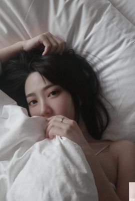 「Fifi 菲菲」邪惡深溝誘惑 姣好身材露出 (10P)