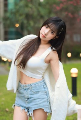 「周乙盼」甜美模樣充滿戀愛感….身材引人遐想 (10P)