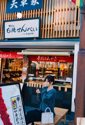 (けんけん) 櫻花妹的身材顏值滿點！讓人不專心 (32P)