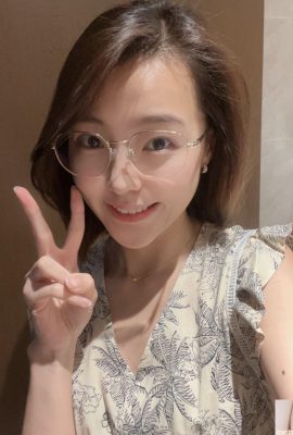 (推特美女)@Adapxh (52P)