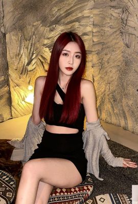 「Zoe 若沂」唯美乳形 白皙美肌好厲害 (10P)