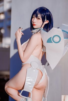 二佐Nisa – 戰斗服 (18P)