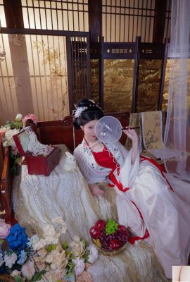 年年 – 廣寒宮 (75P)