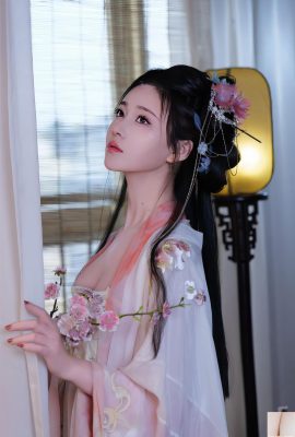 年年 – 霓裳 (50P)