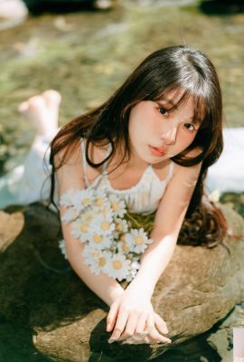 「敏宜」甜美臉蛋驚豔迷人！滿滿的戀愛感 (10P)