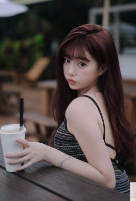 「Zi.紫庭」大眼好萌甜度爆表…..笑容好迷人 (10P)