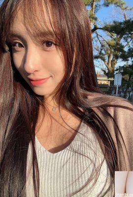 「蘋蘋澎澎」白嫩美體好吸睛 深溝迷人 (10P)