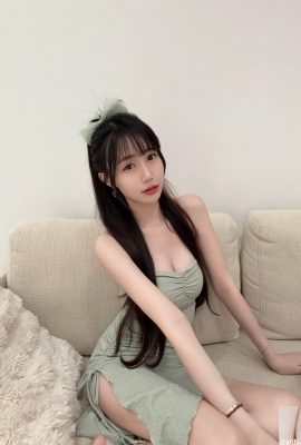 氣質擔當「宥宥」姣好身材讓人深深著迷 (10P)