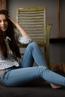 艾麗莎·愛茉莉 – 呈現 (76P)